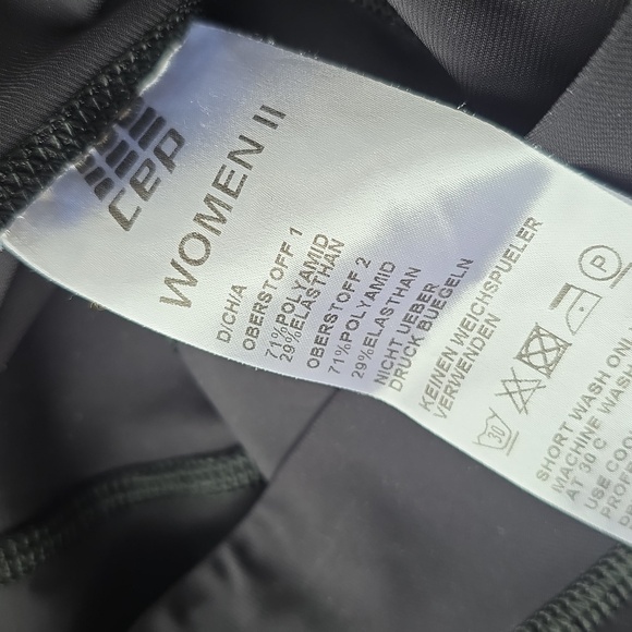 CEP Compression Bundle SIZE Small - Picture 4 of 5